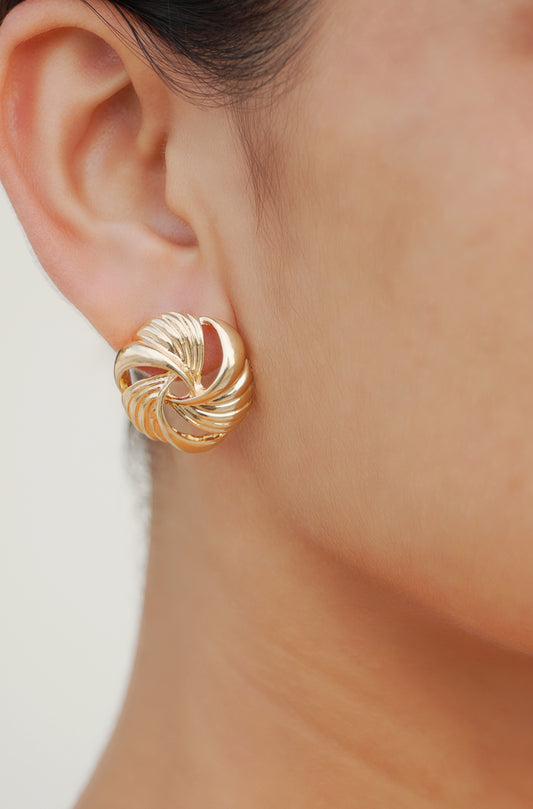 AuroraLoop – Twisted Stud Earrings