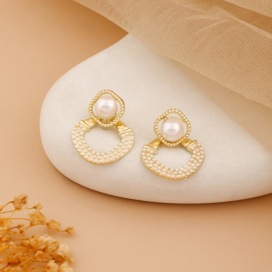 Aurevia – Textured Pearl Drop Earrings