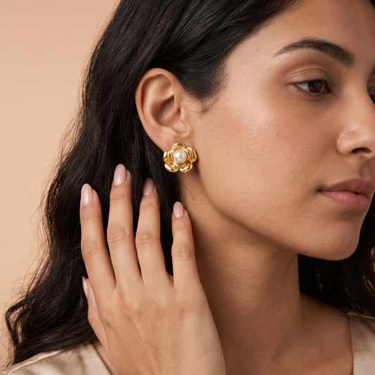 Petalcore – Pearl Bloom Earrings