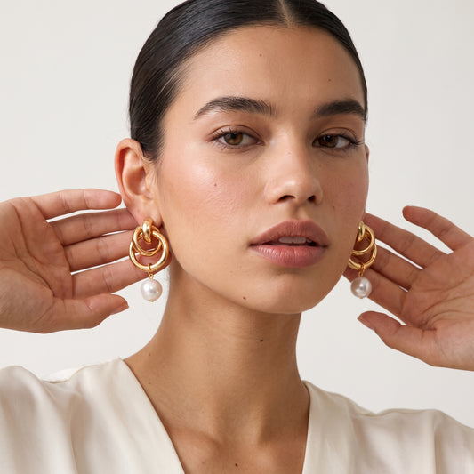 Auriluxe – Pearl Drop Earrings