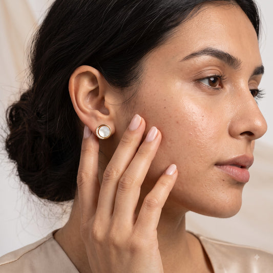 Luniva – Opal Glow Studs
