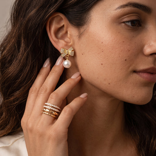 GlitzBelle – Pearl Drop Earrings