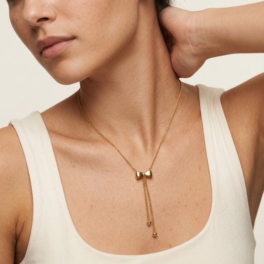 Ribbonfall – Dangling Bow Necklace