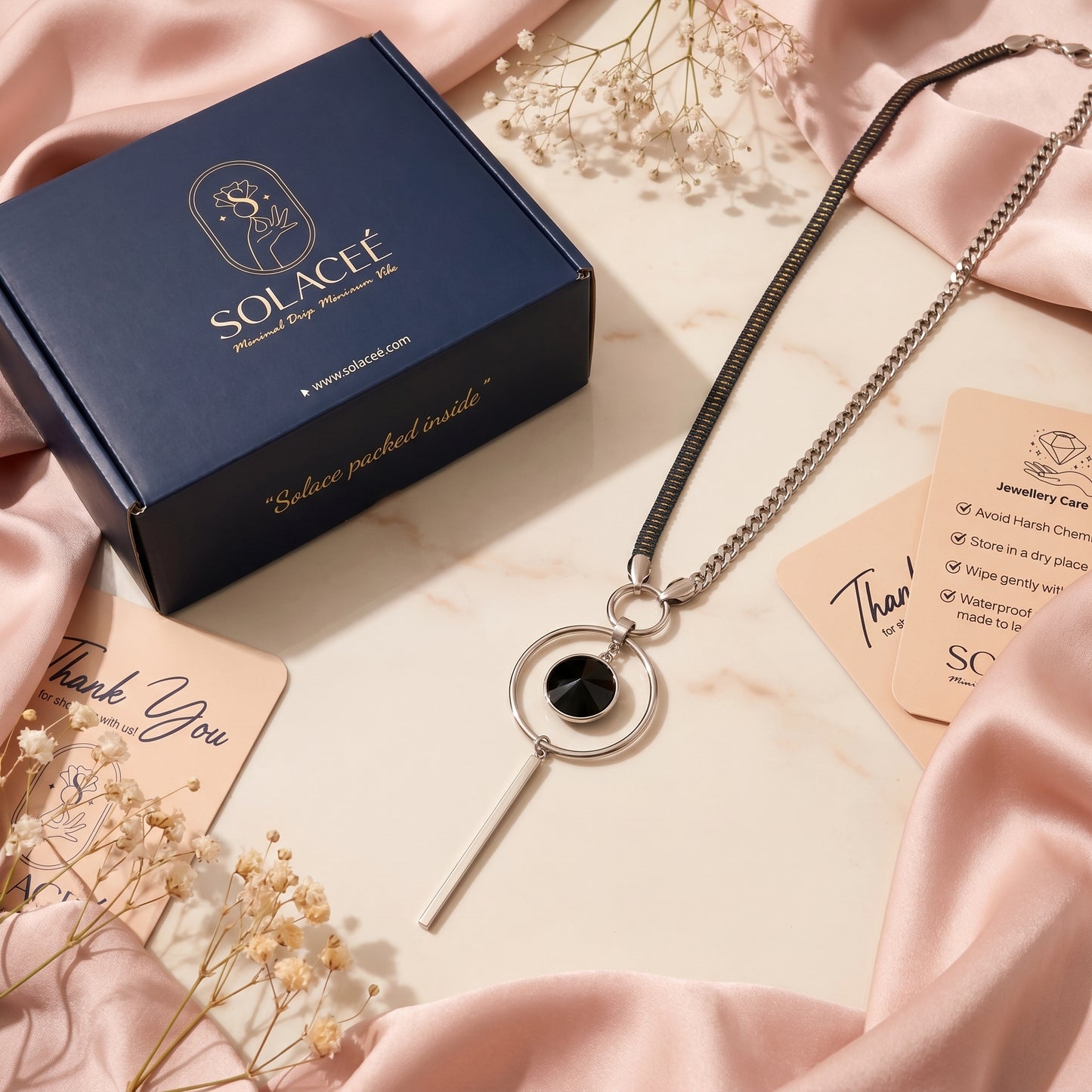 Celestara – Geometric Luxe Necklace