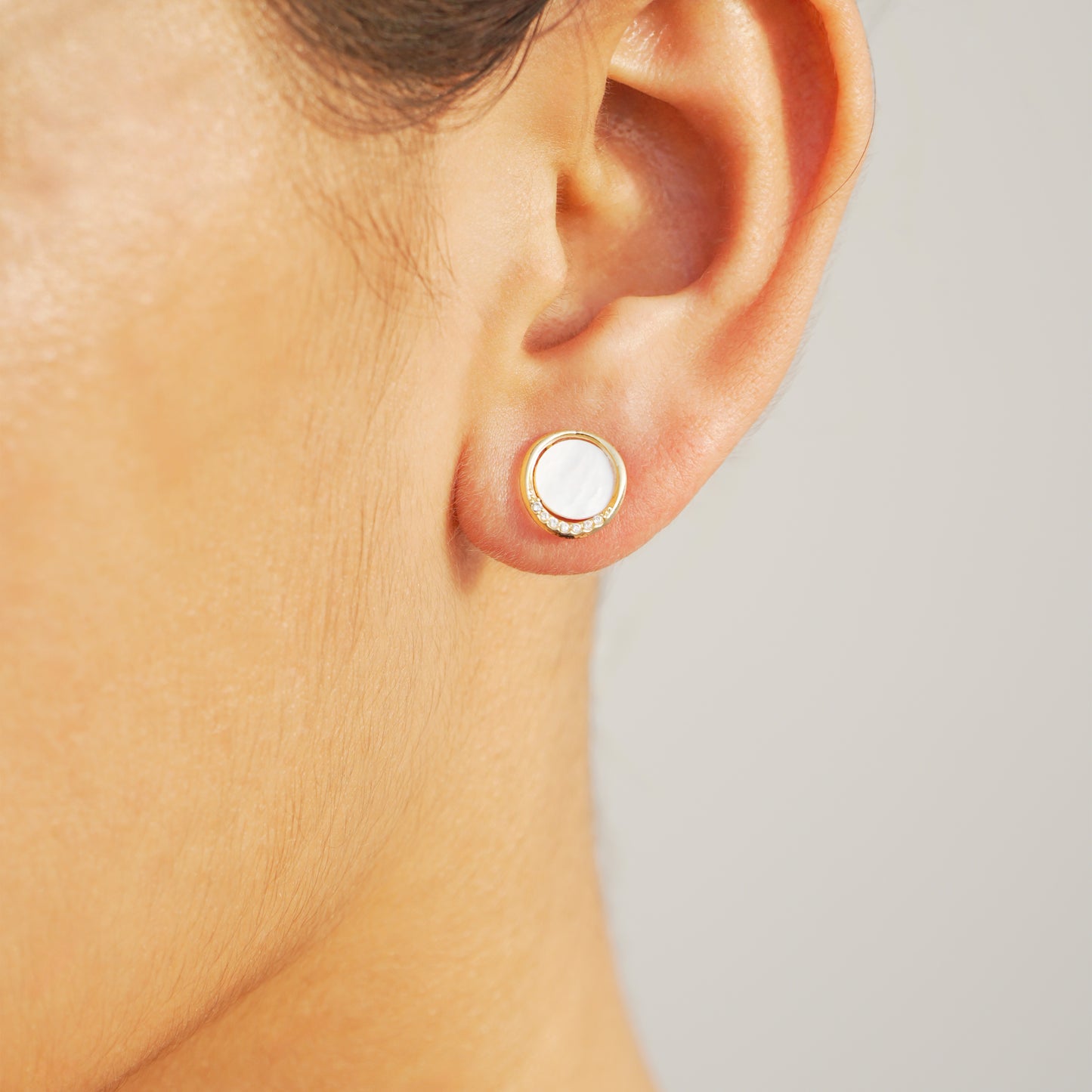 Luniva – Opal Glow Studs