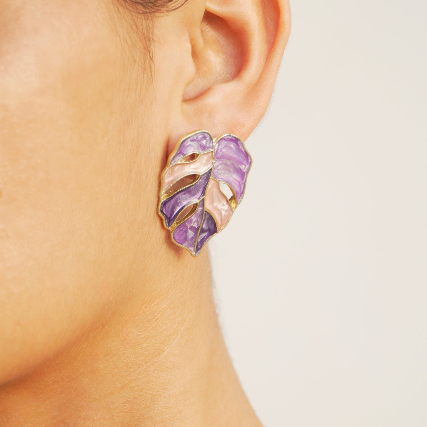 Everleaf – Enamel Stud Earrings