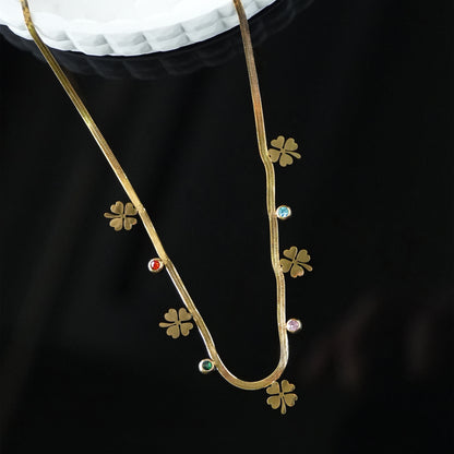 Lucky Aura – Clover Charm Necklace