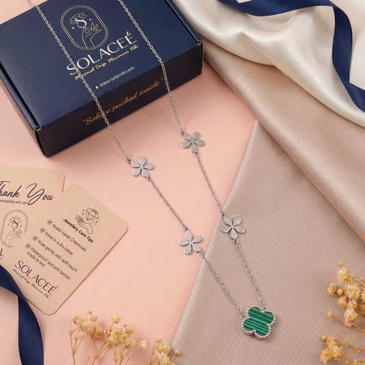 Cloverette – Silver Bloom Necklace
