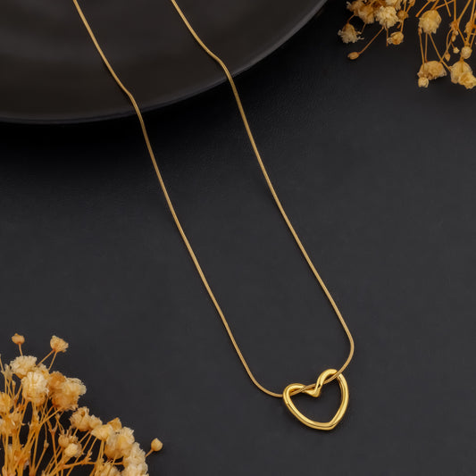 PureHeart – Minimal Gold Heart Necklace