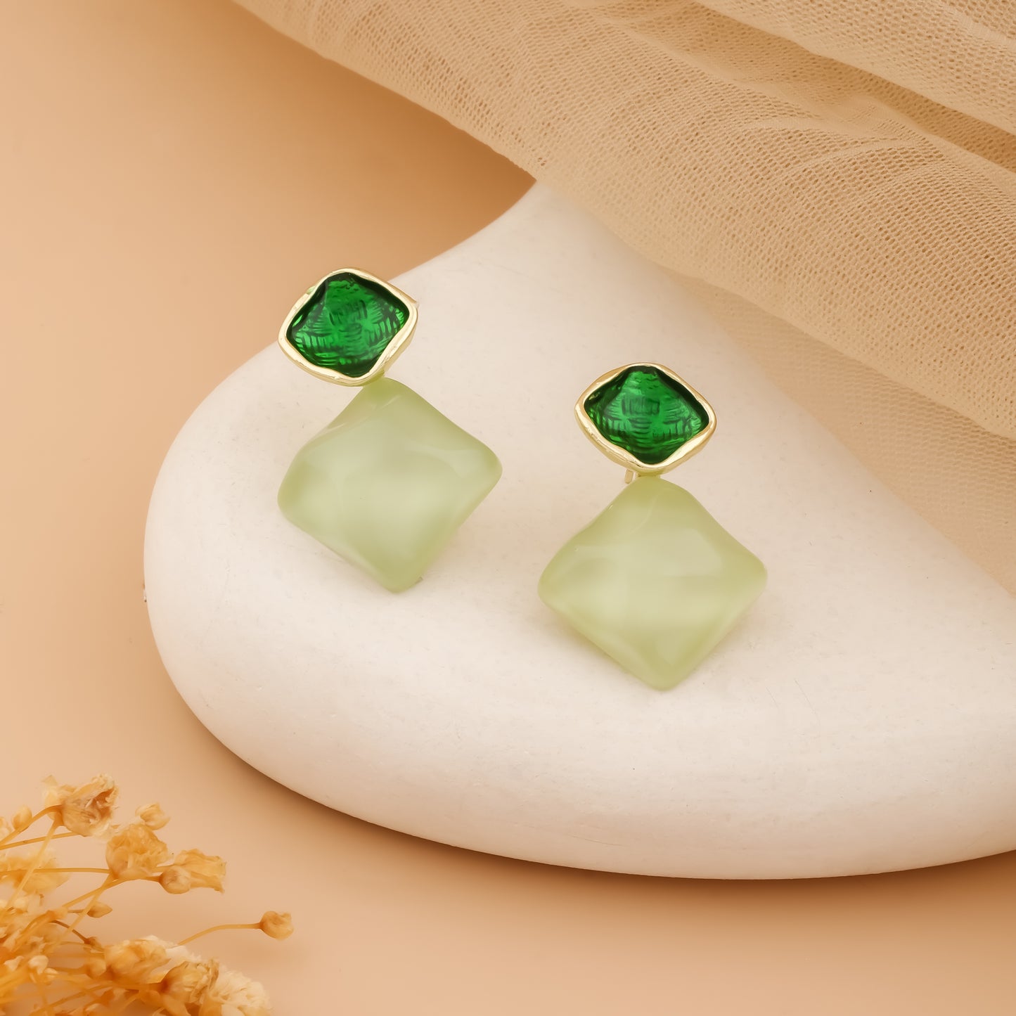 Zenvy – Bold Drop Earrings