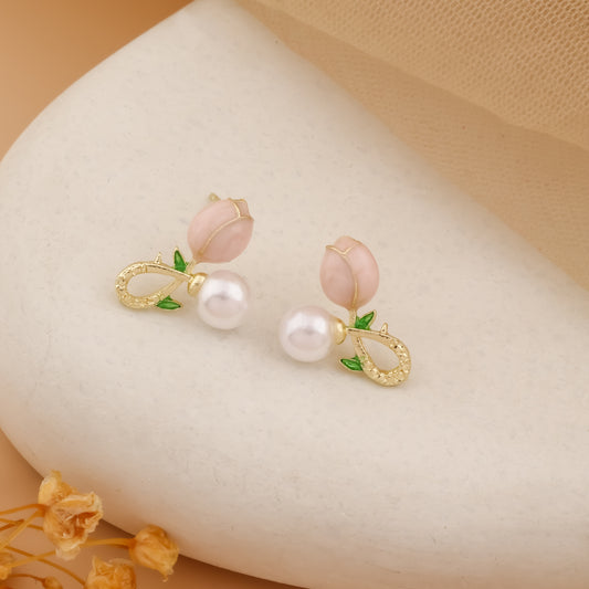 Roselle – Bud & Pearl Bloom Studs