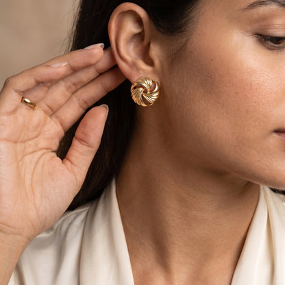 AuroraLoop – Twisted Stud Earrings