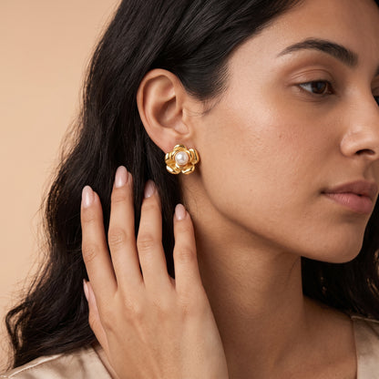 Petalcore – Pearl Bloom Earrings