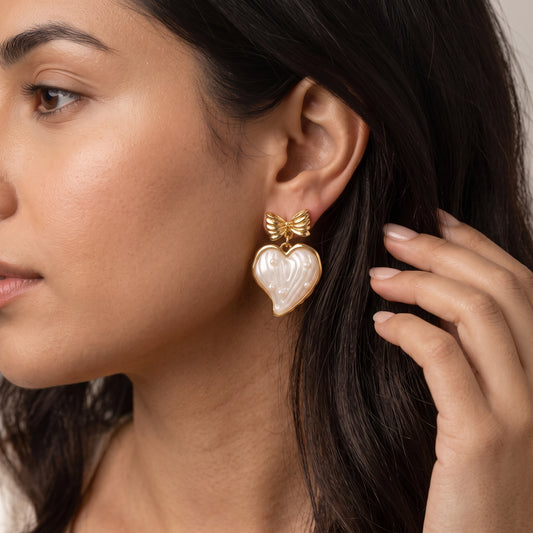 Loverdrop – Pearl Heart Earrings