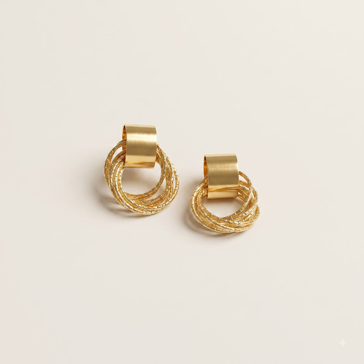 Loopelle – Twisted Chain Luxe Earrings