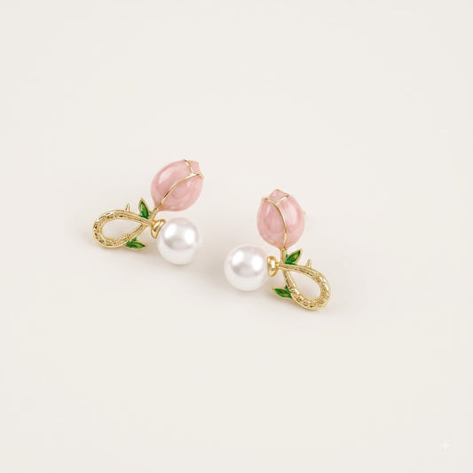 Roselle – Bud & Pearl Bloom Studs