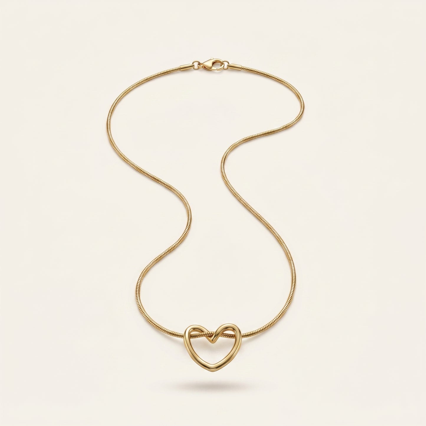 PureHeart – Minimal Gold Heart Necklace