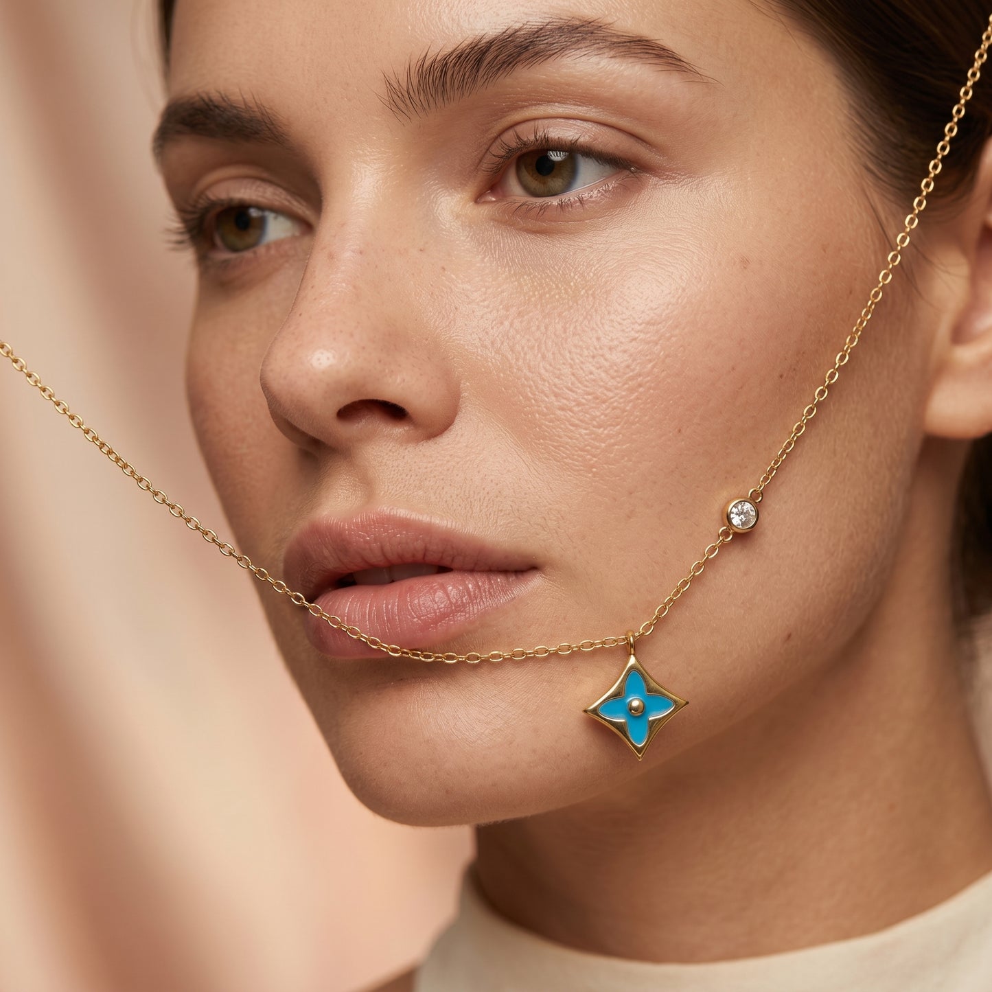 Skybelle – Enamel Pendant Necklace