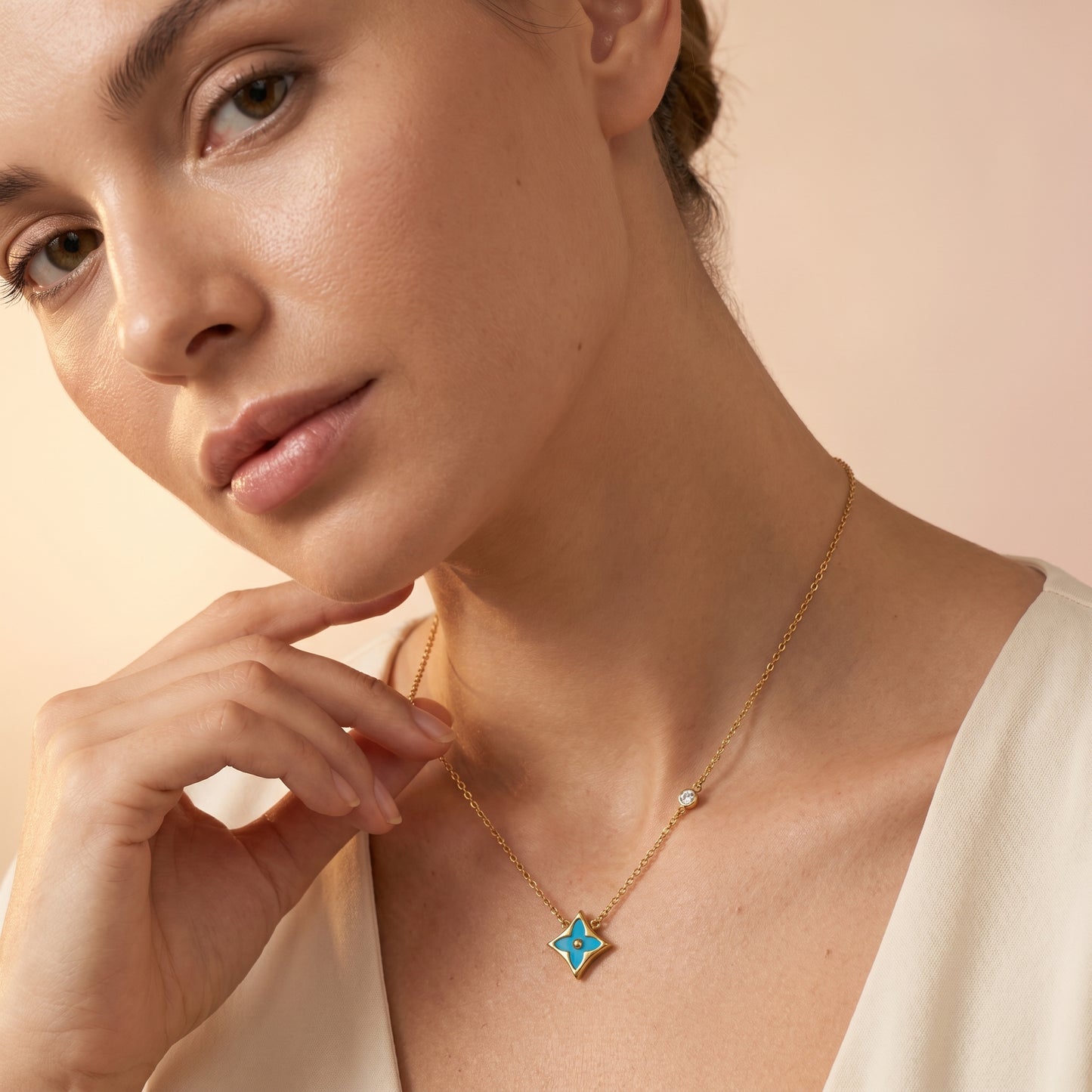 Skybelle – Enamel Pendant Necklace
