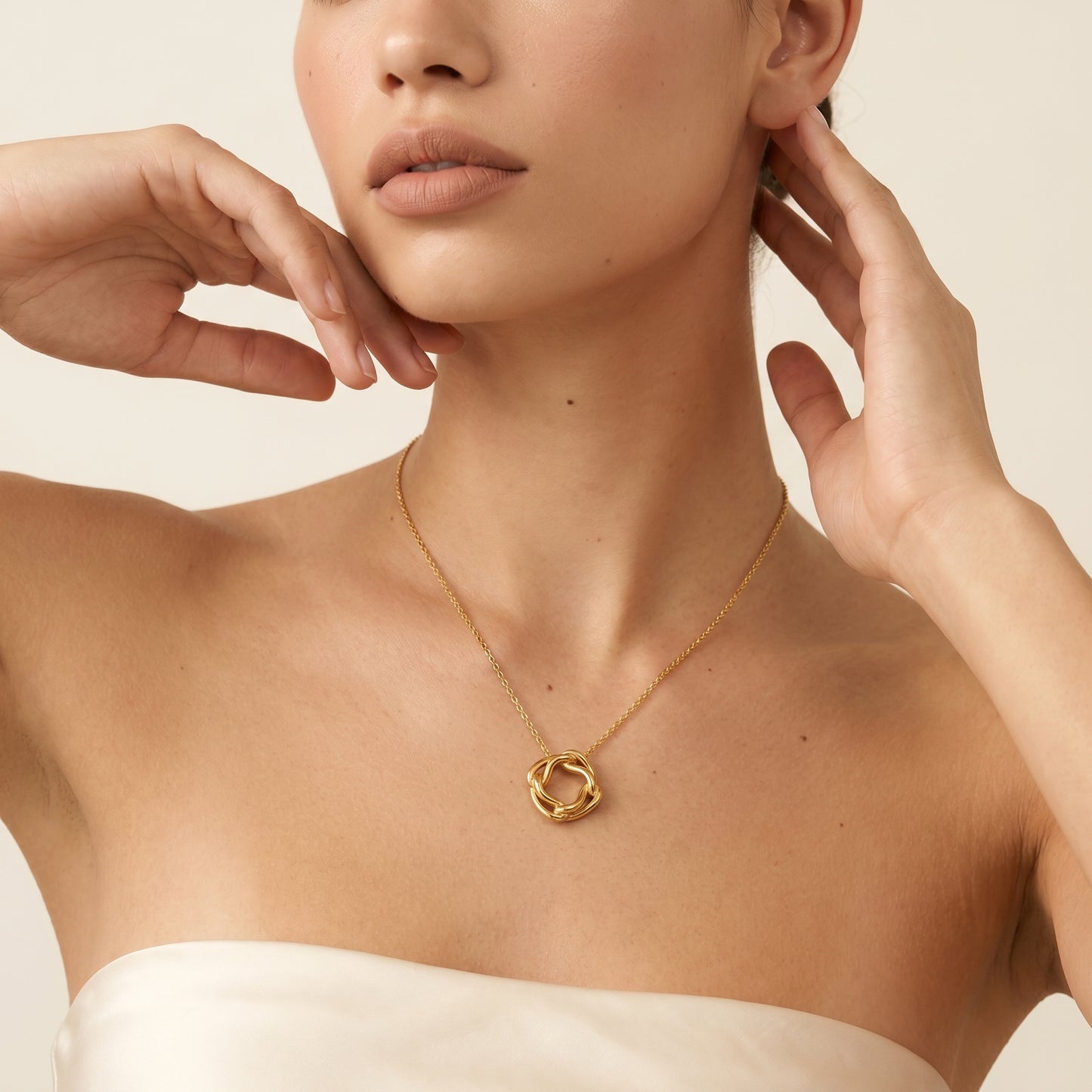 Waveline – Abstract Link Necklace