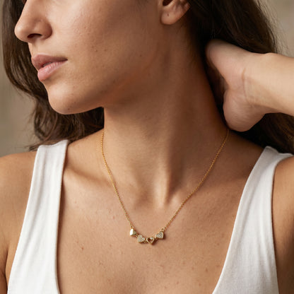 Heartbound – Magnetic Clover Heart Necklace