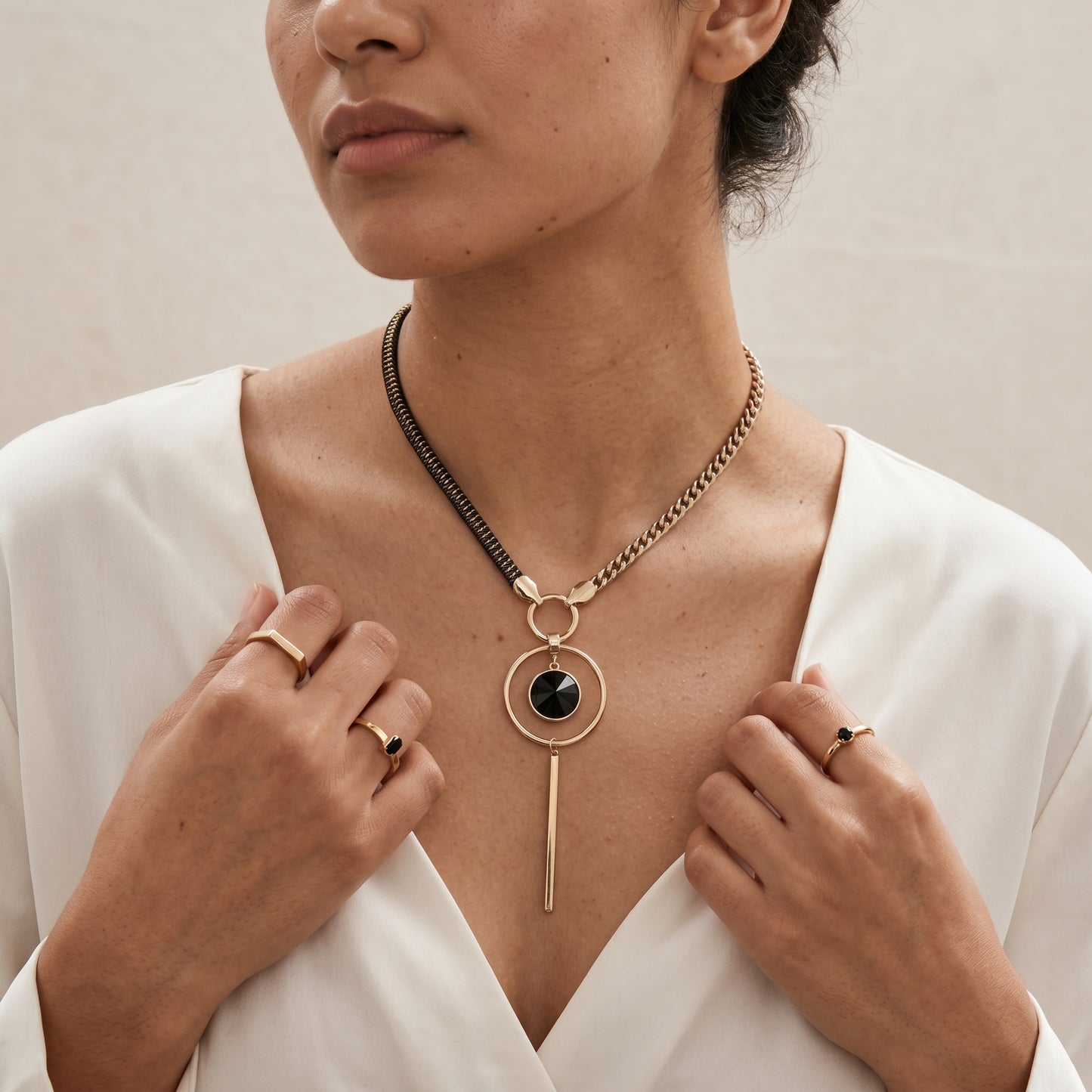 Celestara – Geometric Luxe Necklace