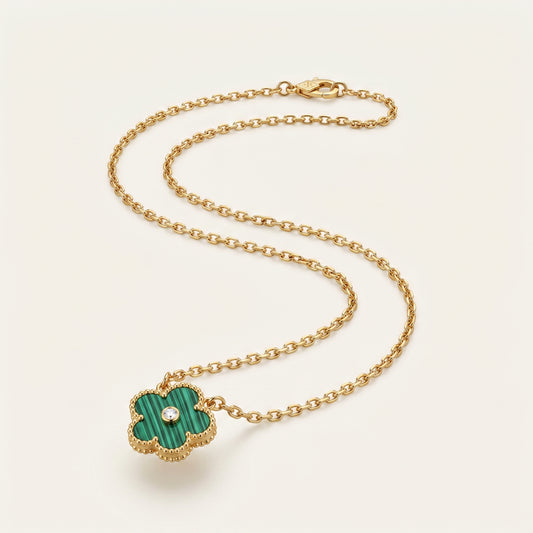 Lucky Bloom – Clover Charm Necklace